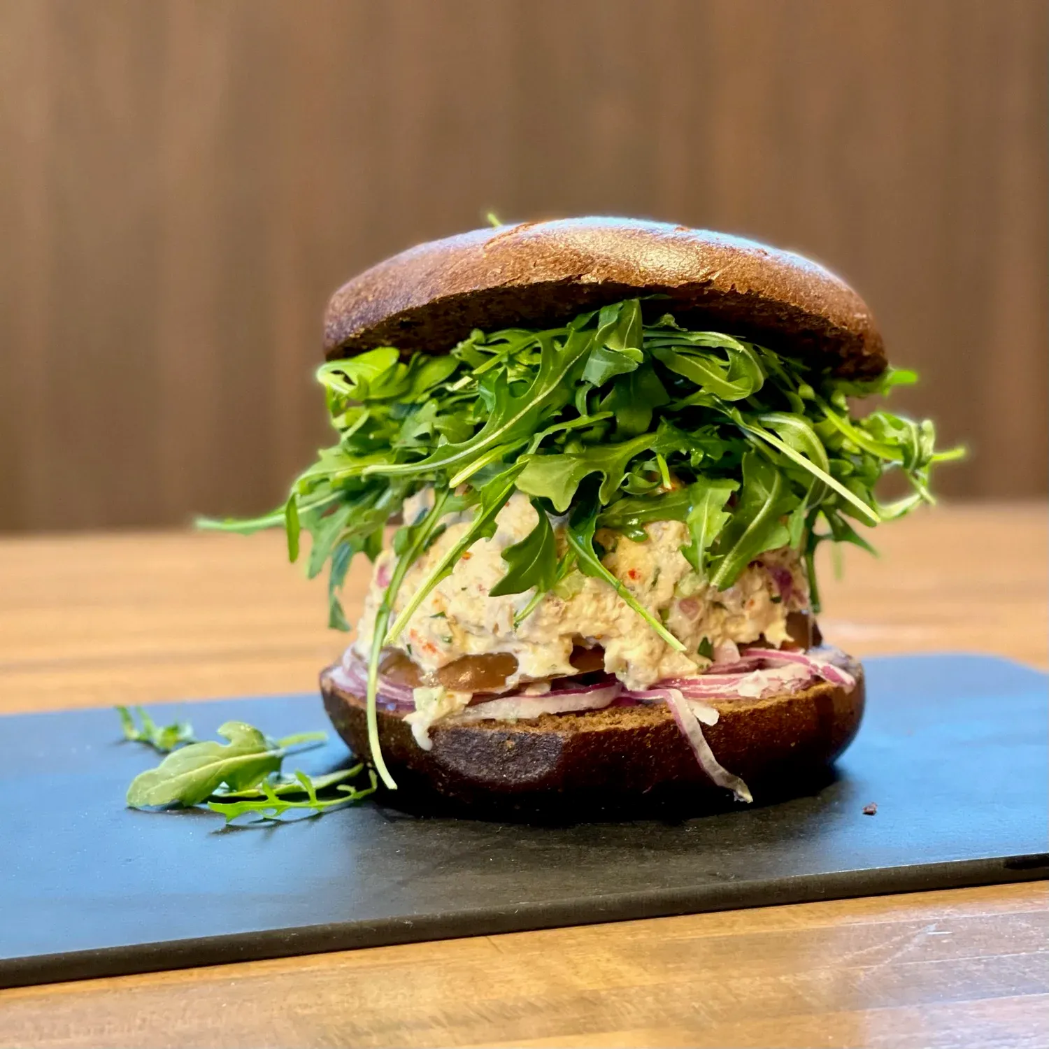 Tuna salad bagel close-up