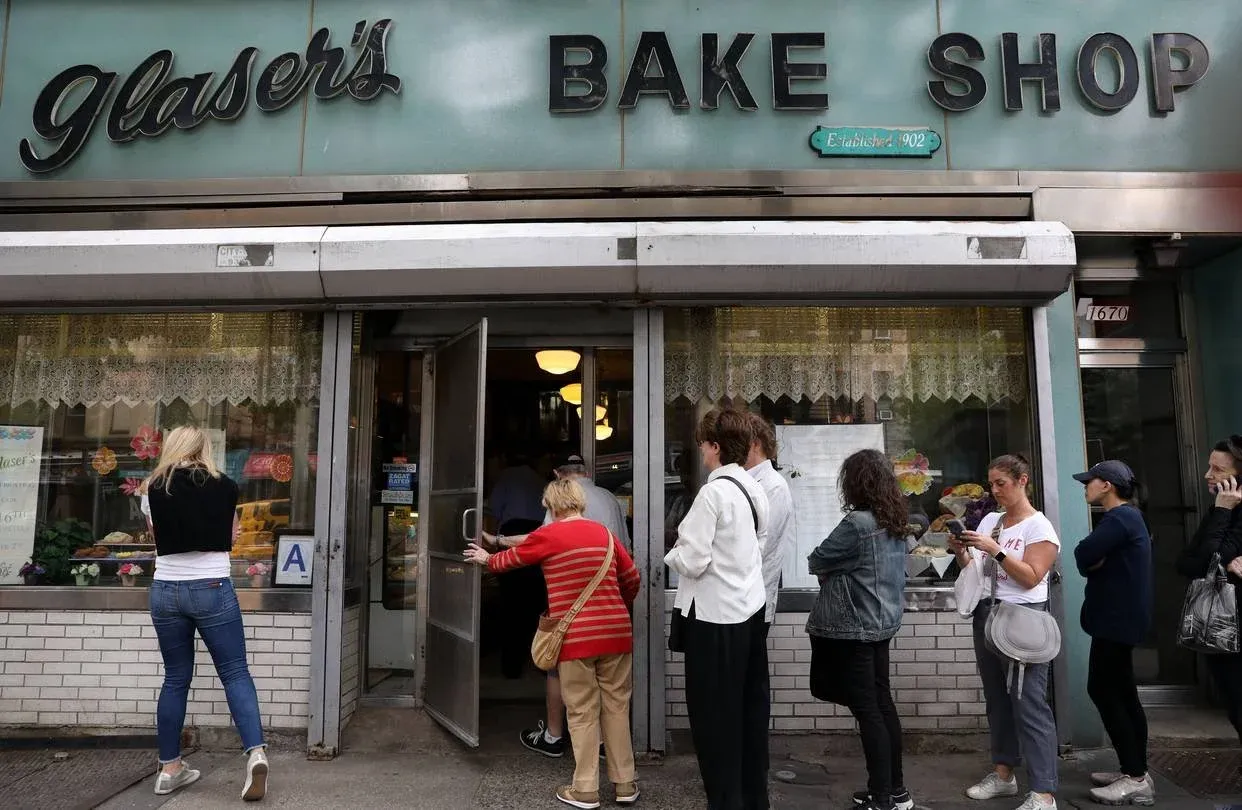 Glaser’s Bake Shop historic storefront