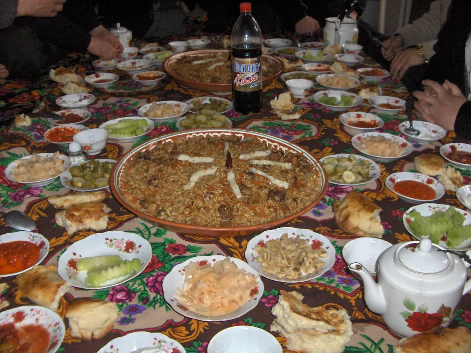 Traditional Tajik dastarkhan feast spread