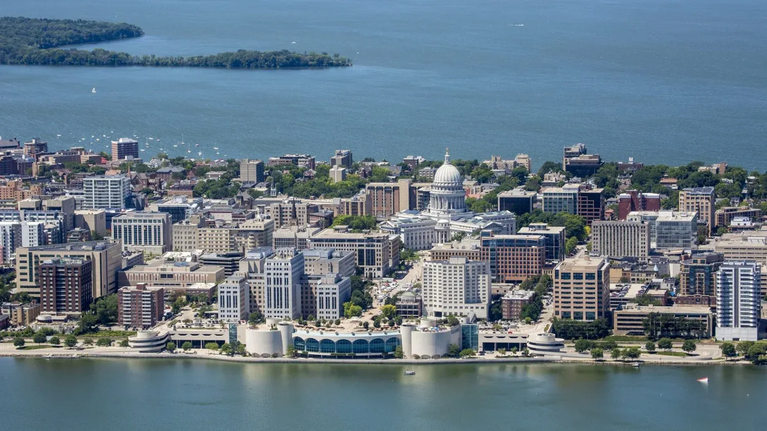 Aerial view of Madison, Wisconsin between two lakes