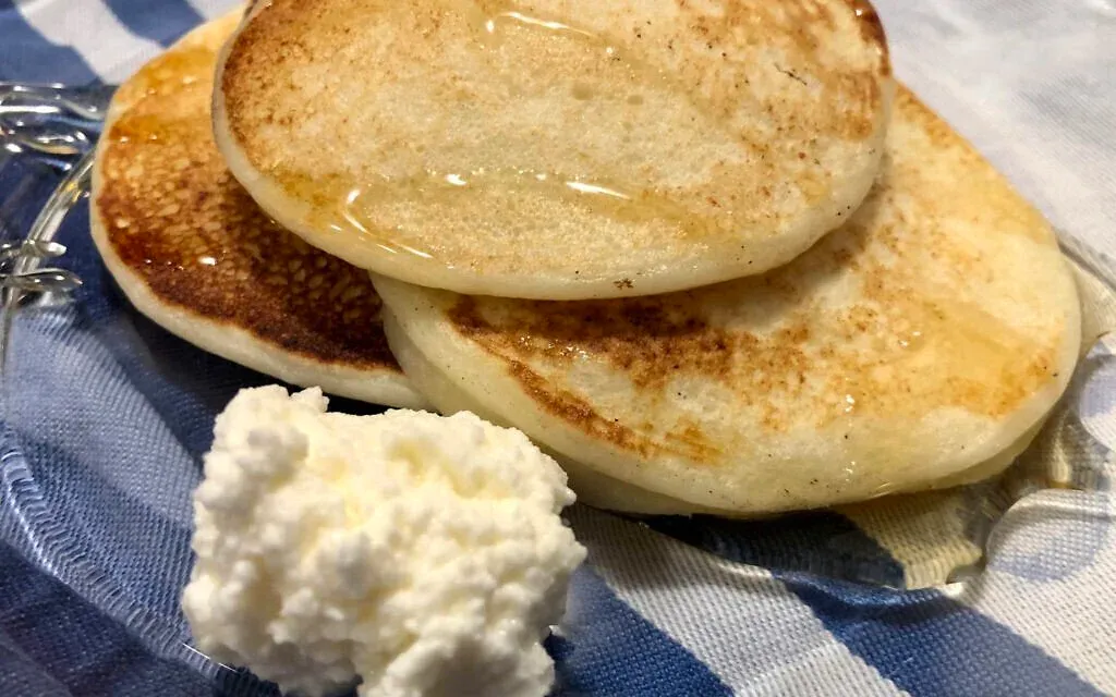 Historical cassola pancake illustration